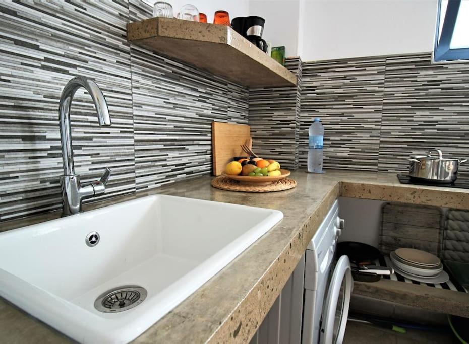 Apartment Cozy By The Waves La Santa